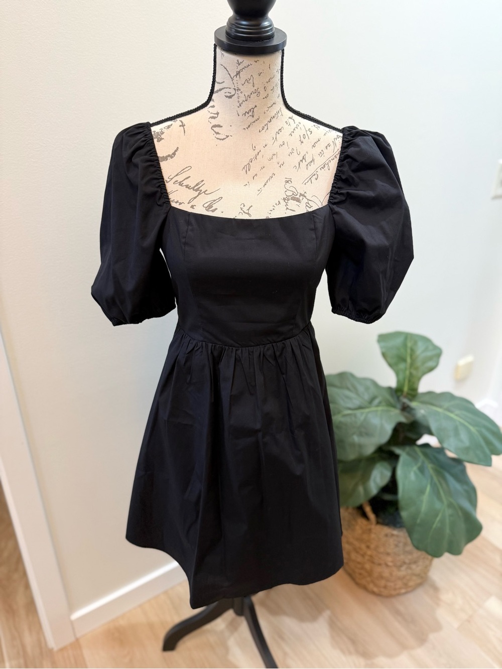 Copper Key Black Puff Sleeve Mini Dress NWT Size Small Square Neck
